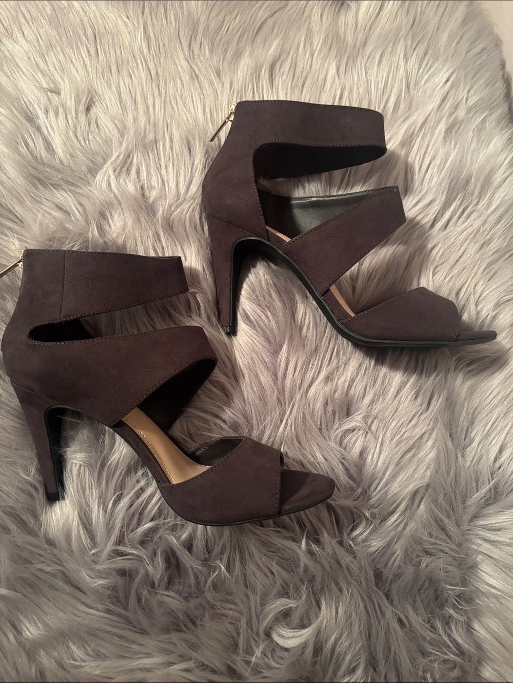 Kelly & Katie Strappy High Heel Sandals - Picture 2 of 5